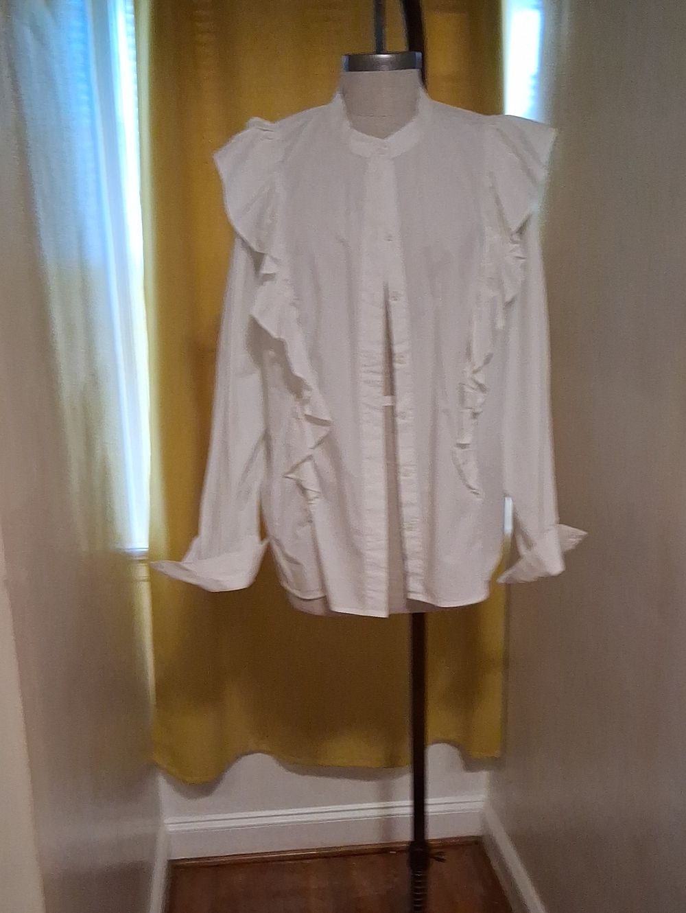 Who What Wear White Ruffled Button-Down Blouse